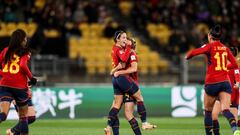 Wellington (New Zealand), 21/07/2023.- Aitana Bonmati of Spain (C-L) celebrates the second goal for her team with Irene Paredes (C-R) during the FIFA Women's World Cup group C soccer match between Spain and Costa Rica at Wellington Regional Stadium in Wellington, New Zealand, 21 July 2023. (Mundial de Fútbol, Nueva Zelanda, España) EFE/EPA/RITCHIE B. TONGO
