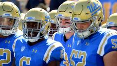 PASADENA, CA - OCTOBER 21: Josh Rosen #3 of the UCLA Bruins waits before the game against the Oregon Ducks at Rose Bowl on October 21, 2017 in Pasadena, California.   Harry How/Getty Images/AFP
 == FOR NEWSPAPERS, INTERNET, TELCOS &amp; TELEVISION USE ONL