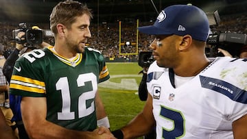 Aaron Rodgers firma una extensi&oacute;n de contrato astron&oacute;mica con los Packers y los Broncos obtuvieron a Russell Wilson en un trade con Seattle.