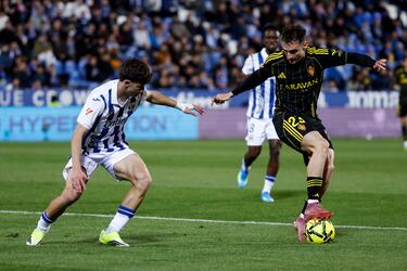 Una exquisitez absoluta de Cuenca le dio al Zaragoza el 1-1 ante el Leganés. El delantero se llevó la pelota de espuela, antes de asistir a Moyano, que esperaba en el segundo palo.