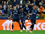 Jugadores del Brujas durante el partido de Champions League contra el Barcelona.