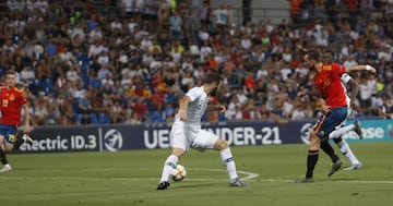 3-1. Dani Olmo marcó el tercer gol tras un pase de Fabián Ruiz.