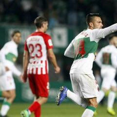 Elche y Almería firman tablas antes de Navidad