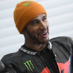 Lewis Hamilton, muy cerca de probar la M1 de MotoGP