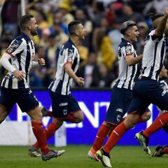 La familia futbolera se rinde ante Rayados campeón de Liga MX