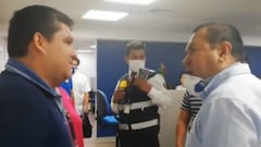 El héroe del pueblo: alcalde encara a empresario que obligó a ir a sus trabajadores