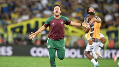 Fernando Diniz, entrenador de Fluminense, celebra el triunfo en la Copa Libertadores.