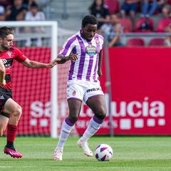 Pezzolano empieza a esbozar un primer once