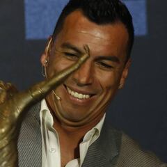 Esteban Paredes sorprende e invita a un hincha a un asado