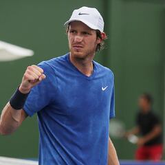 La falta de luz natural suspende la final de Nicolás Jarry en Ecuador