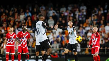 Aprobados y suspensos del Valencia: El Valencia toca fondo
