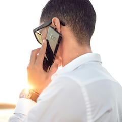 ¿Qué servicios de luz y gas se pueden contratar por teléfono? Las excepciones a la prohibición del Gobierno