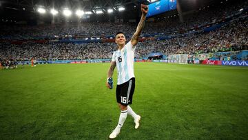 SAINT PETERSBURG, RUSSIA - JUNE 26: Marcos Rojo of Argentina celebrates victory following the 2018 FIFA World Cup Russia group D match between Nigeria and Argentina at Saint Petersburg Stadium on June 26, 2018 in Saint Petersburg, Russia. (Photo by Jamie Squire - FIFA/FIFA via Getty Images)