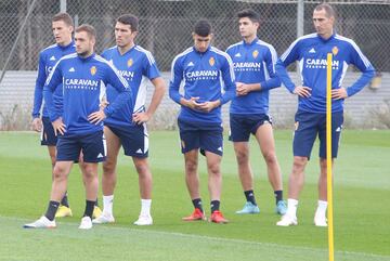 18/10/22 REAL ZARAGOZA ENTRENAMIENTO
nieto vada zapater luna grau petrovic