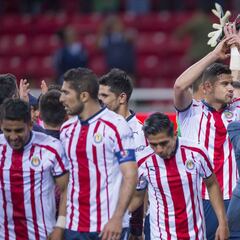 Convocatoria de Chivas vs Atlas; vuelven Chofis, Molina y Alanís