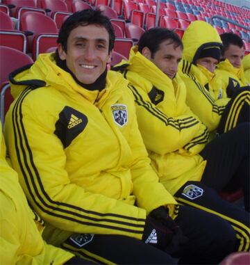 El 2012, Mirosevic acepta la oferta de Columbus Crew y sigue su carrera en la MLS. En la foto aparece junto a Sebastián Miranda en EE.UU.