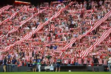 Ambiente en San Mamés en el partido Athletic-Arsenal.