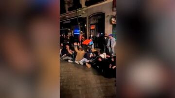 El vídeo que ha indignado al mundo: esto pasó en el centro de Madrid tras el toque de queda