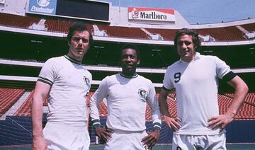 Cosmos New York  Franz BECKENBAUER (GER), PELE (BRA), CHINAGLIA (ITA)