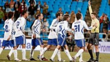 <b>PROTESTAS. </b>El Zaragoza ha recibido unos malos arbitrajes en las últimas semanas y así lo están declarando a lo largo de toda la semana.