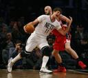 Bogdanovic y Brook Lopez pasan por encima de los Wizards