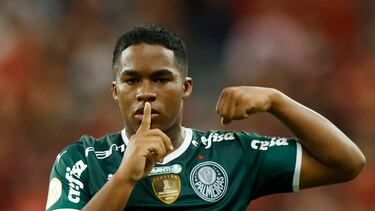 Soccer Football - Brasileiro Championship - Athletico Paranaense v Palmeiras - Arena da Baixada, Curitiba, Brazil - October 25, 2022 Palmeiras' Endrick celebrates scoring their second goal REUTERS/Rodolfo Buhrer