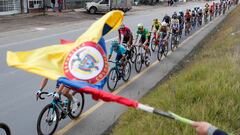 AMDEP6551. PAIPA (COLOMBIA), 07/02/2024.- Corredores compiten en la segunda etapa de la carrera ciclística Tour Colombia 2024 hoy, entre Paipa y Santa Rosa de Viterbo (Colombia). EFE Carlos Ortega
