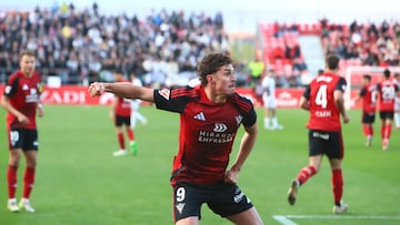 Panichelli marcó su tanto 19 esta temporada con el Mirandés.