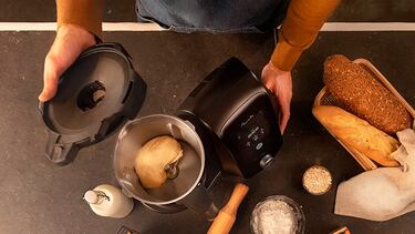 El robot de cocina Cecotec con doble jarra, 30 funciones y más de 1.000 recetas ‘online’