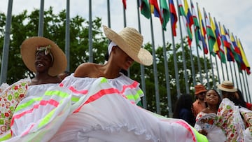 Afro-Colombian women dance before the parade for life, biodiversity and peace at COP 16, in Cali, Colombia October 22, 2024. REUTERS/Luisa Gonzalez