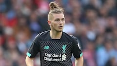 Liverpool's Elliott apologises for offensive Kane video