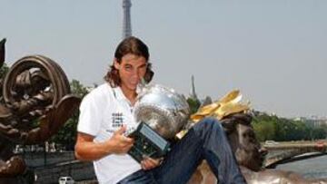 <b>OTRO BOCADO. </b>En el Puente de Alejandro III, sobre el Sena, Rafa Nadal consumó su cuarto bocado a la Copa de los Mosqueteros.