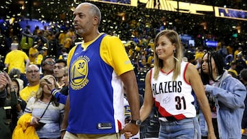 En 2009, el padre de Stephen Curry habl&oacute; con la gerencia de Golden State para evitar que tomaran al jugador en el draft.