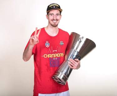 El Valencia, el CSKA, el Fenerbahçe y el Asvel Villeurbanne son los equipos por los que ha pasado el segundo mejor anotador en la historia de la Euroliga (4.849 puntos) y que alzó el título en dos ocasiones vistiendo la camiseta del equipo moscovita (2016 y 2019). MVP del curso 2015-16, también fue el mejor en la Final Four de ese año.