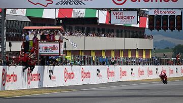 Victoria de Márquez en el esprint de Mugello.