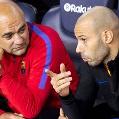 El amago de espantada de Mascherano turba al Barça
