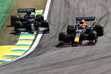 Max Verstappen y Valtteri Bottas.