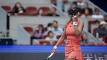 Gauff rebaja la altura de la gran muralla de Badosa