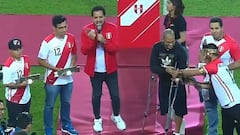 La mejor hinchada del mundo fue homenajeada en la previa