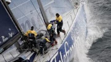 El 'Telefónica' de Iker Martínez recupera el liderato