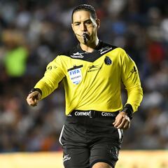 García Orozco aseguró que Maganda fue despedido con engaños