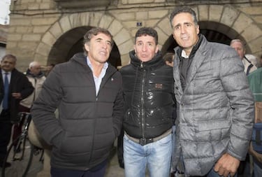 El Barraco rene ocho Tours de Francia en el homenaje a Sastre