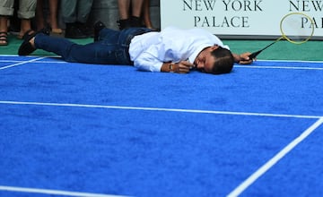 Rafa Nadal se resbaló durante el "partidillo" de bádminton con Venus Williams.