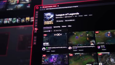 Opera GX presenta su poderosa barra lateral, para nunca tener que cerrar el navegador