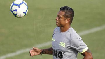 Guarín tras su debut con Vasco: "Sentí la calidez del hincha"