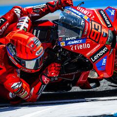 93: impar, rojo y pasa