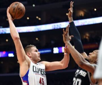 Cole Aldrich y David West.