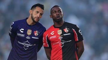 Camilo Vargas and Julian Quinones of Atlas during the game Pachuca vs Atlas, corresponding to the second leg match of great Final, Torneo Clausura Grita Mexico C22 of the Liga BBVA MX, at Hidalgo Stadium, on May 29, 2022.
<br><br>
Camilo Vargas y Julian Quinones de Atlas durante el partido Pachuca vs Atlas, correspondiente al partido de Vuelta de la Gran Final del Torneo Clausura Grita Mexico C22 de la Liga BBVA MX, en el Estadio Hidalgo, el 29 de Mayo de 2022.