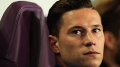 Draxler, del PSG, en el banquillo.