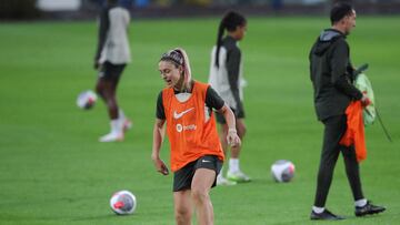 FC Barcelona women's soccer player Alexia Putellas in action with teammates during a training session, ahead of a match against Club America in Mexico City, Mexico August 28, 2023. REUTERS/Henry Romero